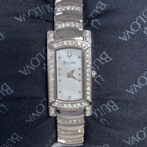 Bulova Crystals Mother Of Pearl Stainless Steel Women’s Watch Classic Wristwatch